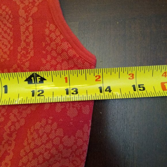 Yoga Set - Sports Bra & High Waisted Legging - Red Snakeskin - Size Small - Picture 11 of 15